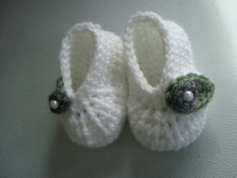 crochet baby booties (61)