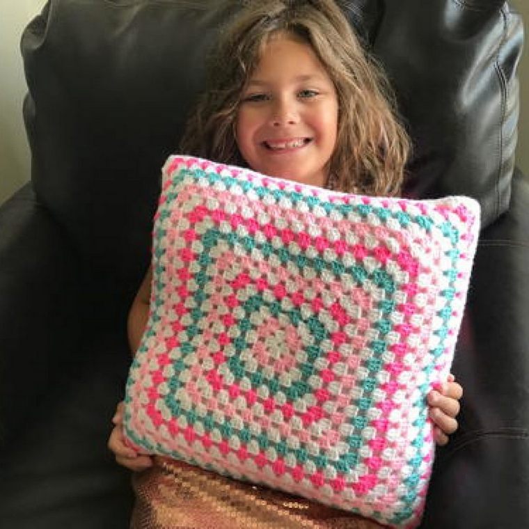 crochet cushion pattern (36)