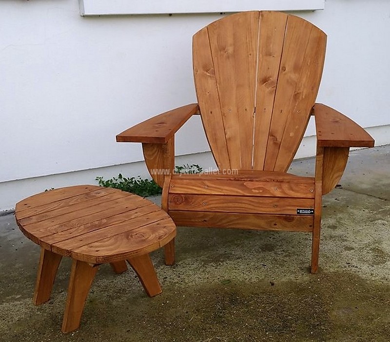 pallet-chair-and-table