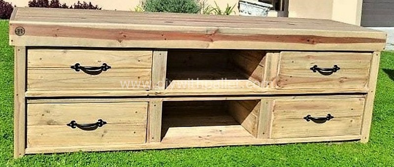 pallets-wooden-tv-stand