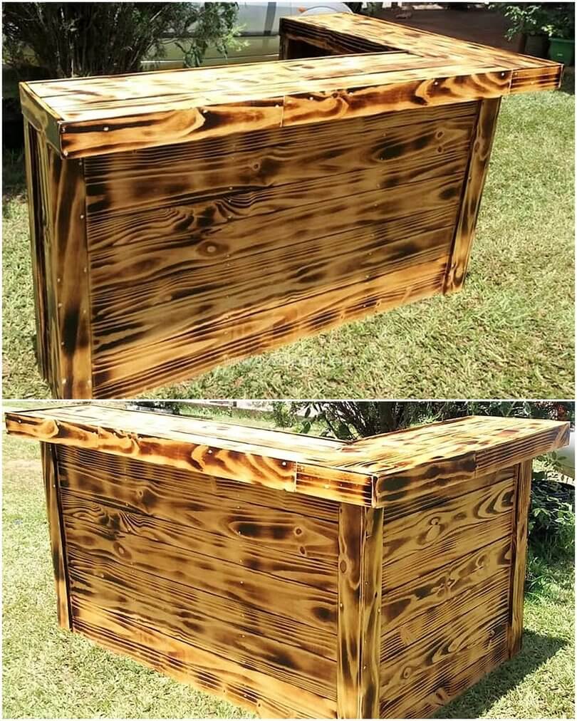 reused-wood-pallet-bar