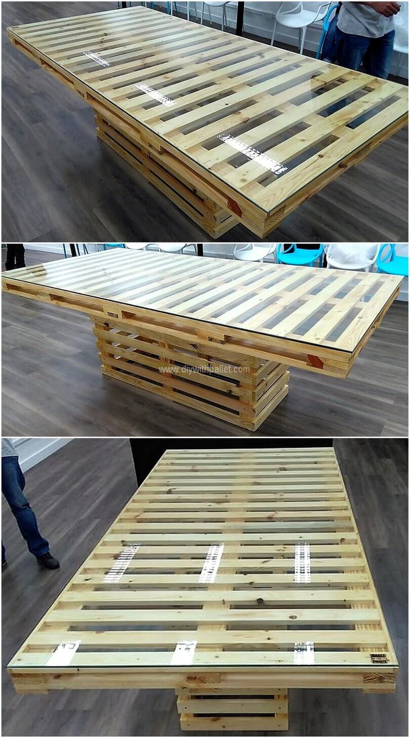 wooden-pallet-dining-table
