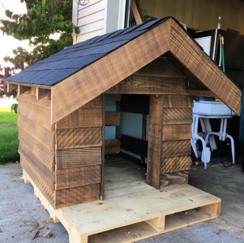 pallet dog house (17)