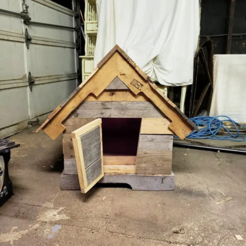 pallet dog house (25)