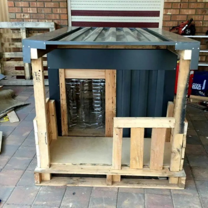 pallet dog house (30)
