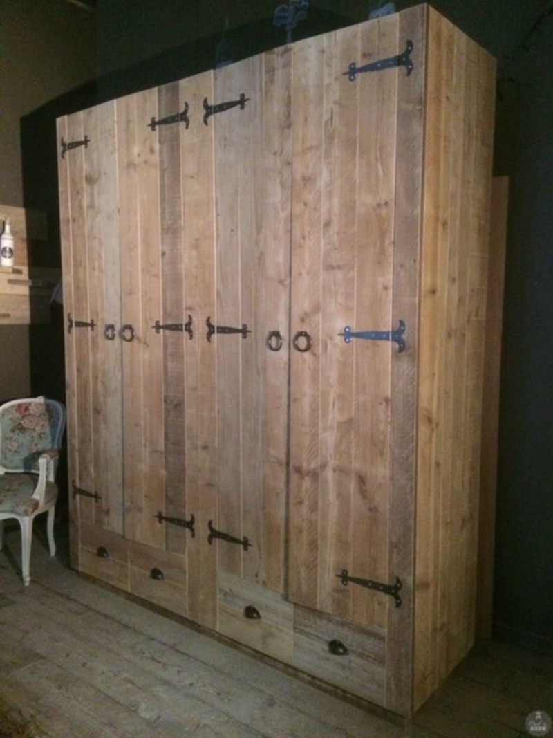 wood pallet Closet (16)
