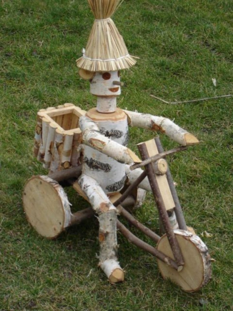Wooden Crafts Ideas (24)