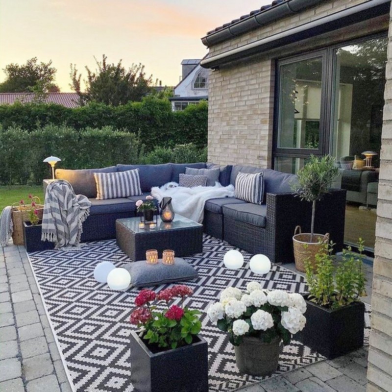 Beautiful Outdoor Décor (38)