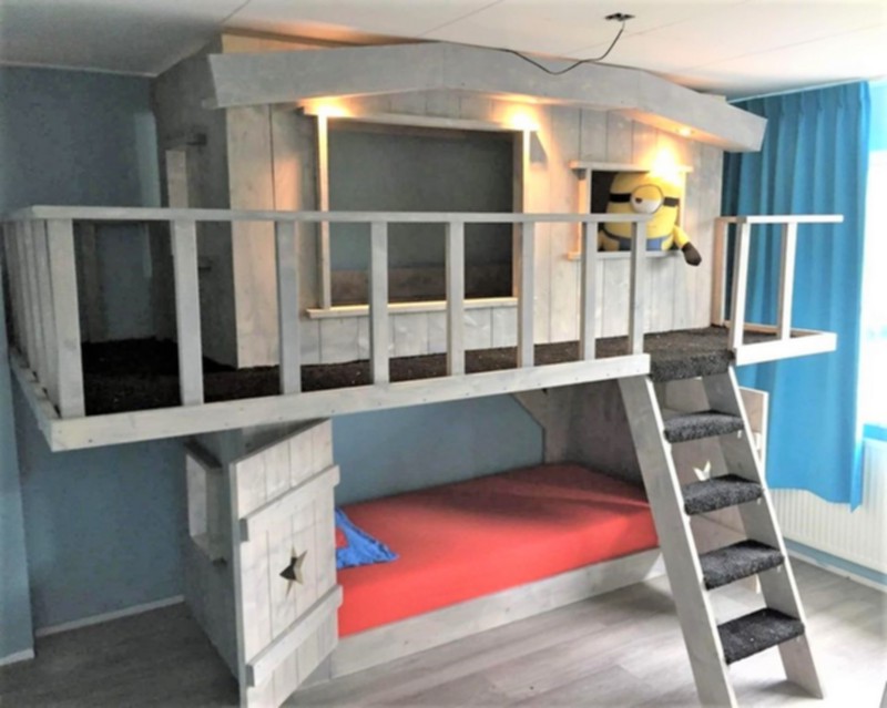 Bunk Bed (16)
