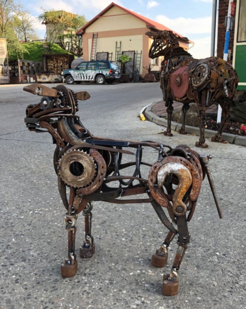 Creative Scrap Metal Sculptures (57)