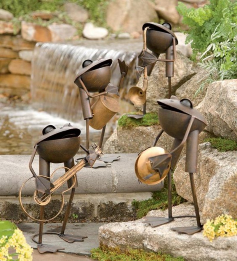 Creative Scrap Metal Sculptures (72)