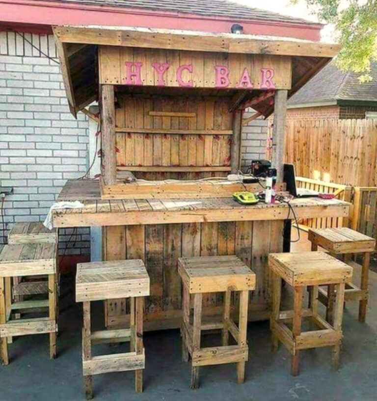 Easy Homemade Wooden Pallet Bar Plans HOW TO MAKE DIY