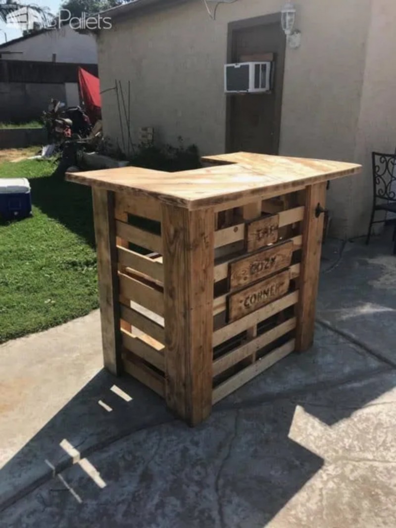 wooden pallet bar (34)