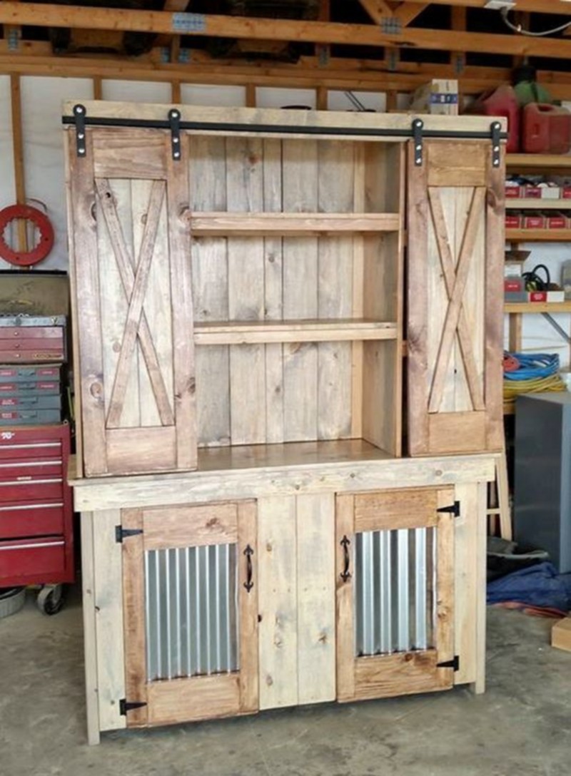 Pallet Wardrobe Closet (4)