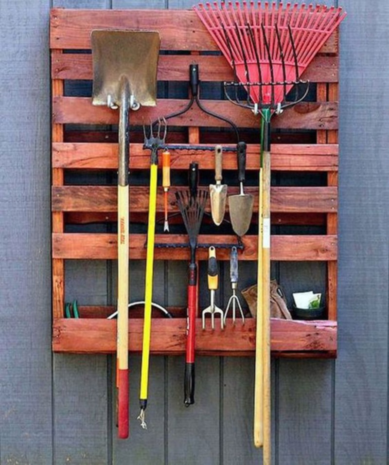 Pallet tools storage rack (16)