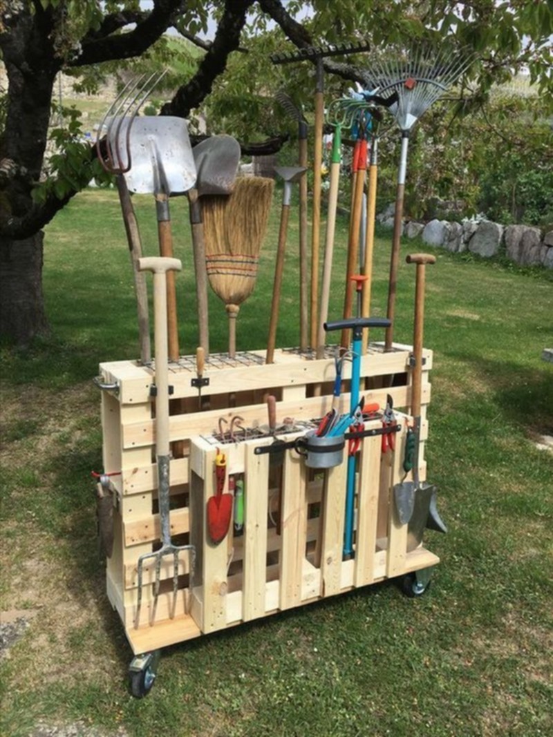 Pallet tools storage rack (2)