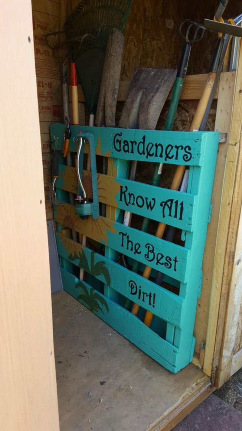 Pallet tools storage rack (9)