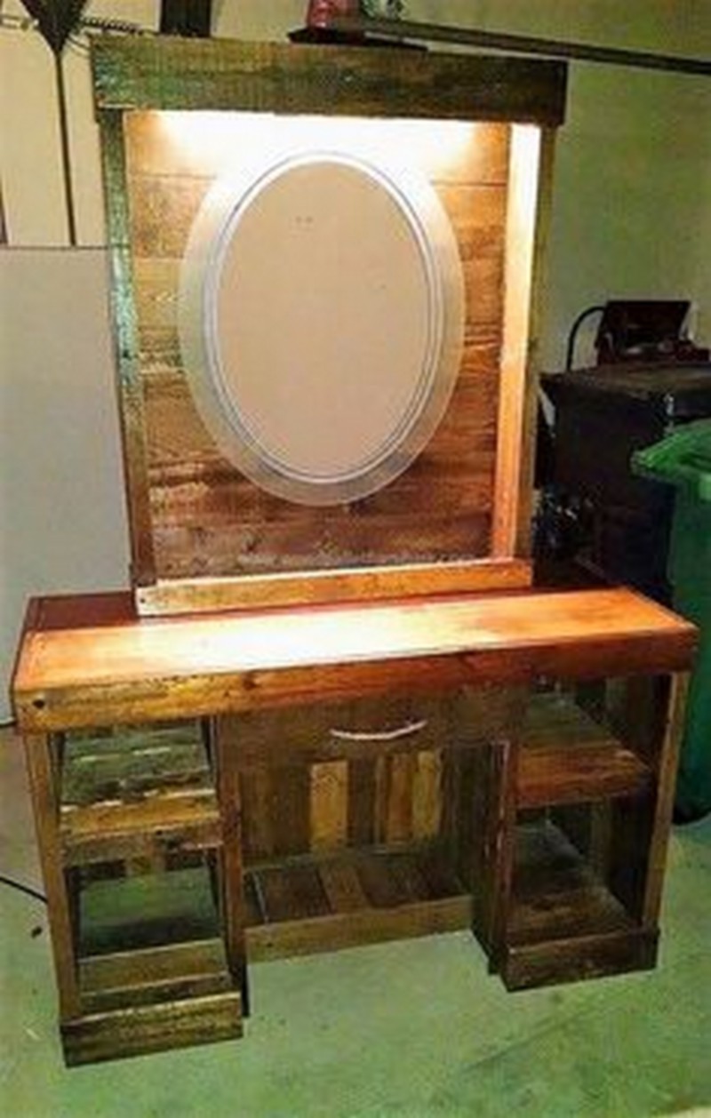 wooden pallet vanity makeup (12)