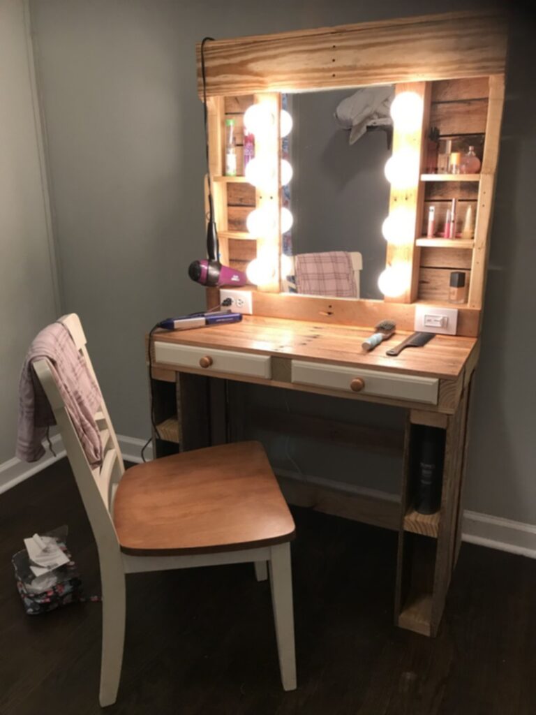 Wooden Pallet Vanity Makeup Ideas - HOW TO MAKE – DIY