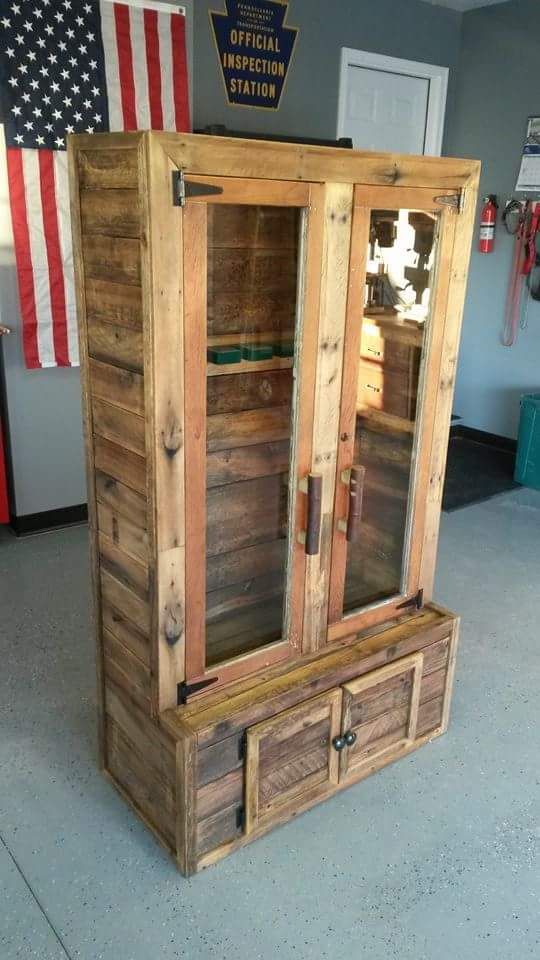 Unique And Easy To Make Shipping Pallet Projects (17)