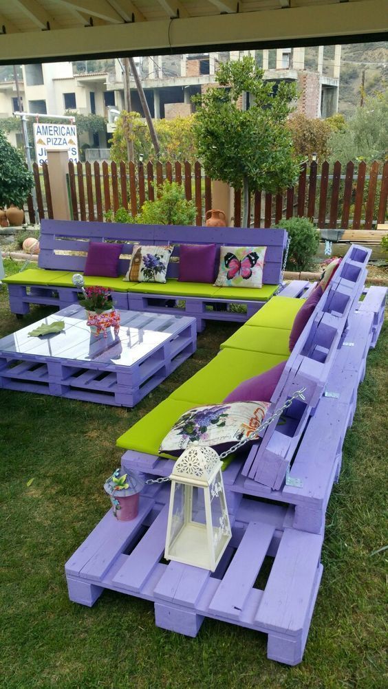 Unique And Easy To Make Shipping Pallet Projects (23)