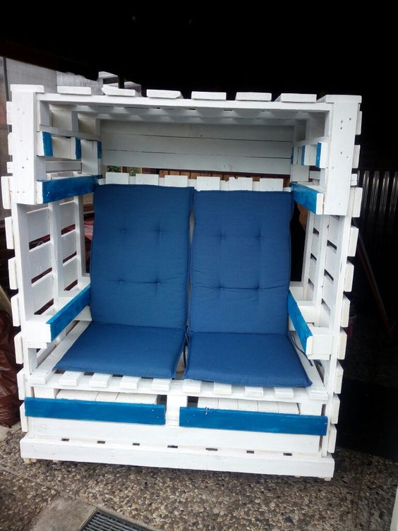 Unique And Easy To Make Shipping Pallet Projects (34)
