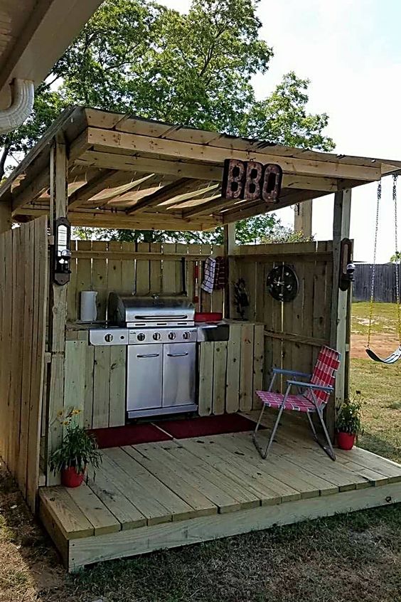 Beautiful Outdoor wood pallet Kitchen Ideas (5)